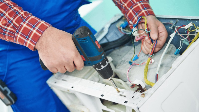 Sarıyer Fondital Fondital çamaşır makinesi kart tamiri – Su almama arızası orijinal parça ile giderildi. - Teknik servis örneği